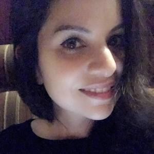 Meet your Posher, Stefanie